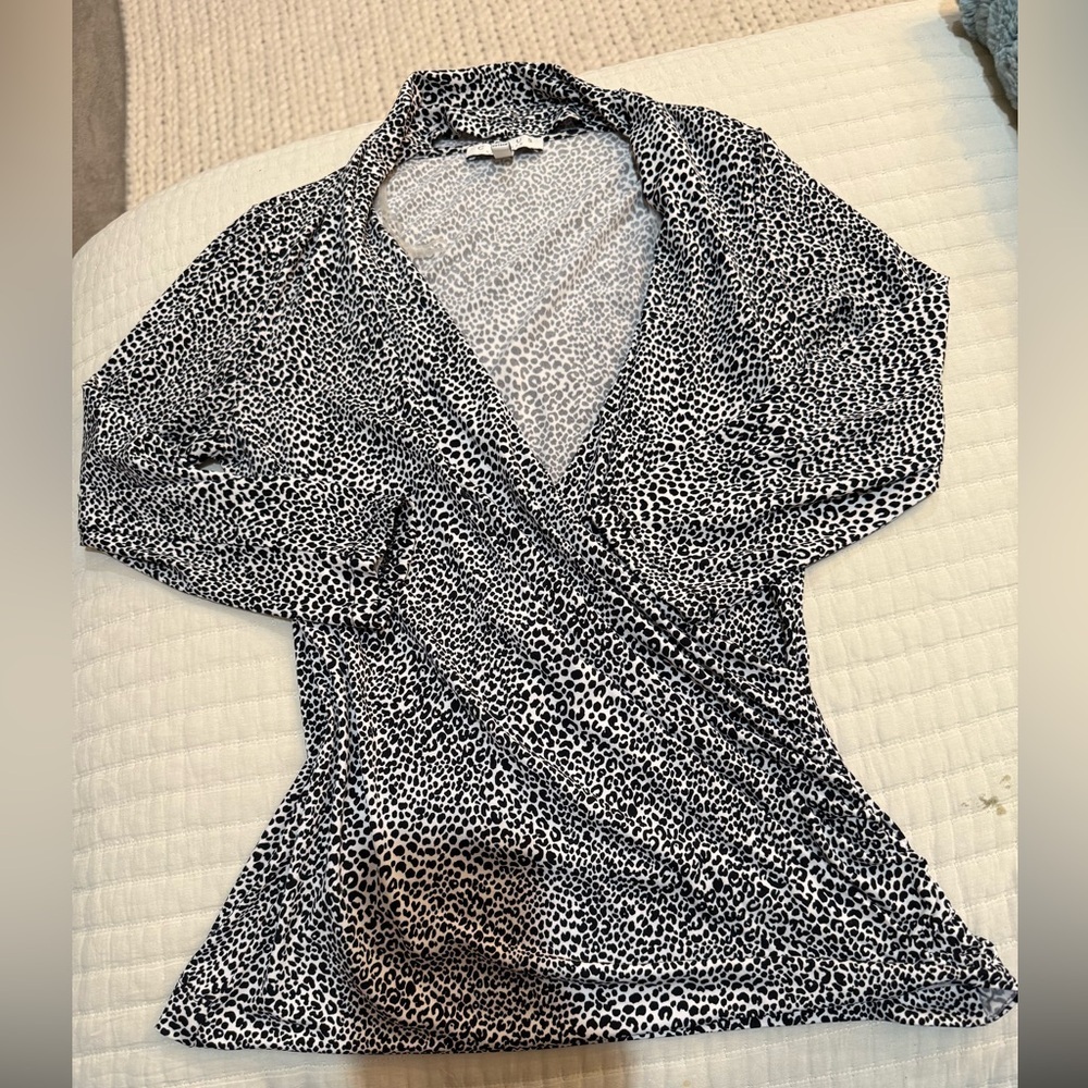 Chaus Black and White Faux Wrap Blouse Size Medium